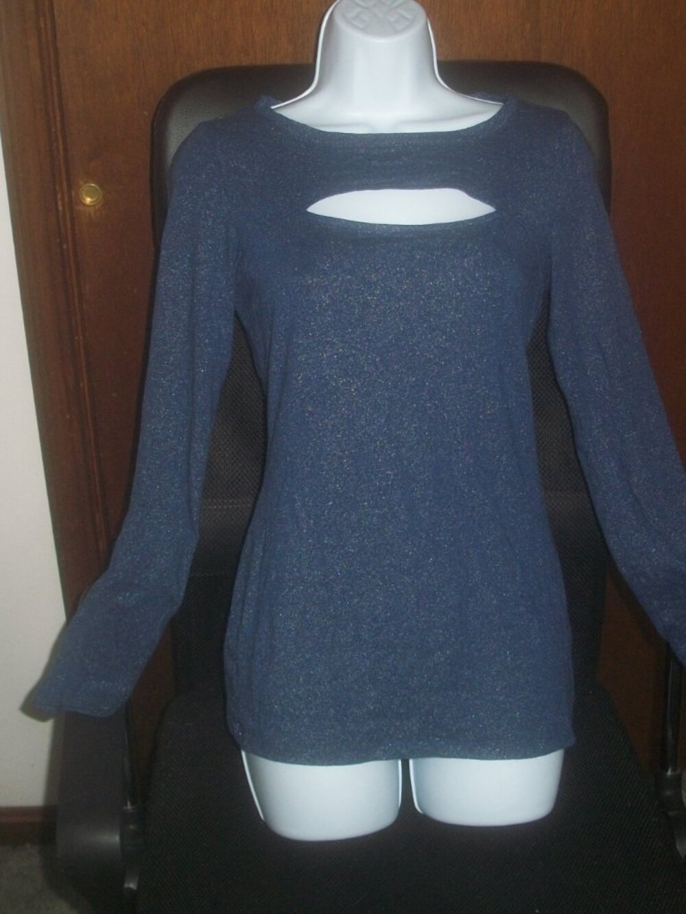 womens keyhole neck glitter blouse. Sexy. EXPRESS.size small